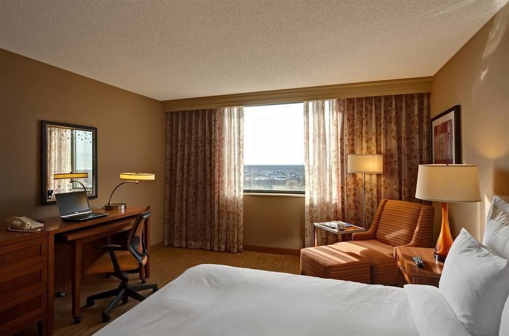Hilton Chicago Oak Brook Hills Resort & Conference Center Exterior foto